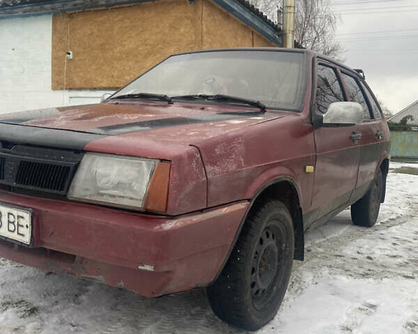 Красный ВАЗ 2109, объемом двигателя 1.5 л и пробегом 190 тыс. км за 910 $, фото 1 на Automoto.ua