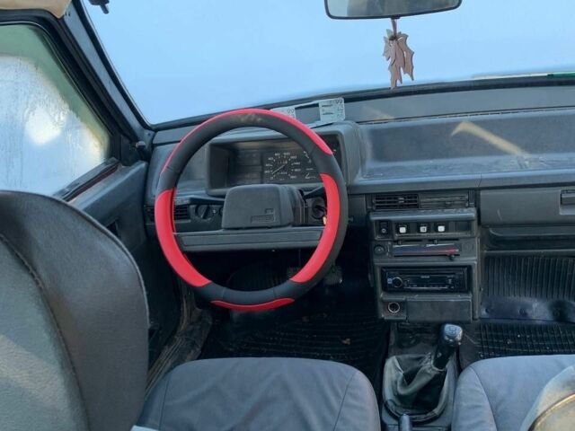 Червоний ВАЗ 2109, об'ємом двигуна 1.3 л та пробігом 122 тис. км за 1100 $, фото 1 на Automoto.ua