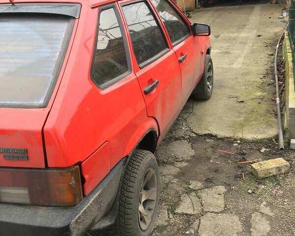 Красный ВАЗ 2109, объемом двигателя 1.5 л и пробегом 275 тыс. км за 1300 $, фото 1 на Automoto.ua