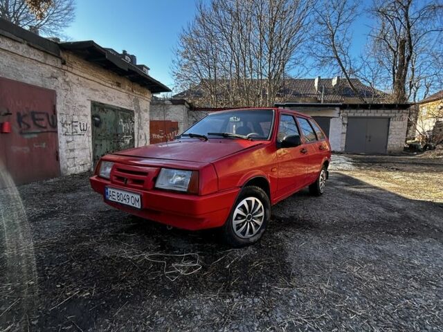 Красный ВАЗ 2109, объемом двигателя 1.3 л и пробегом 100 тыс. км за 999 $, фото 1 на Automoto.ua
