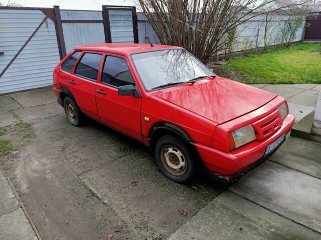 Красный ВАЗ 2109, объемом двигателя 1.3 л и пробегом 2 тыс. км за 852 $, фото 1 на Automoto.ua