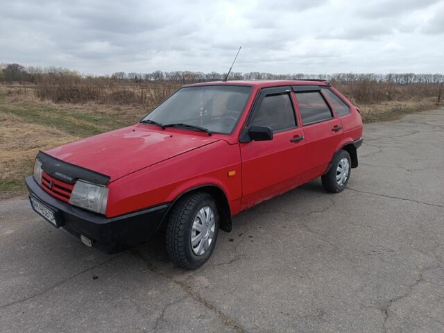 Красный ВАЗ 2109, объемом двигателя 0 л и пробегом 249 тыс. км за 1100 $, фото 1 на Automoto.ua