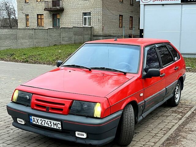 Красный ВАЗ 2109, объемом двигателя 1.3 л и пробегом 110 тыс. км за 1399 $, фото 1 на Automoto.ua