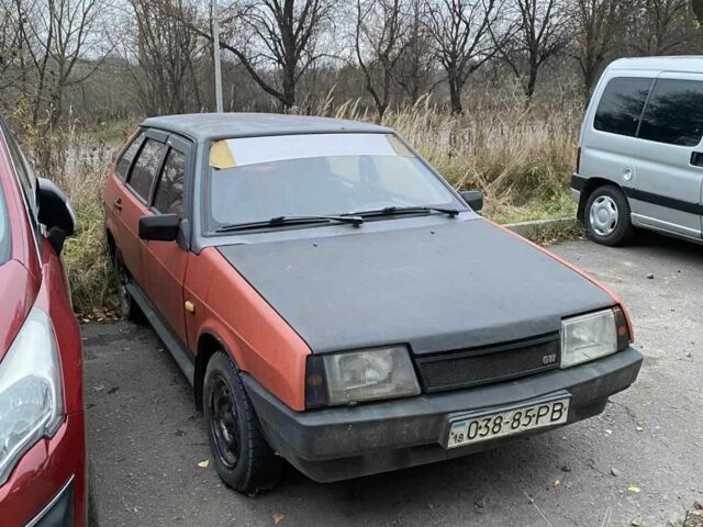 Красный ВАЗ 2109, объемом двигателя 1 л и пробегом 200 тыс. км за 550 $, фото 1 на Automoto.ua