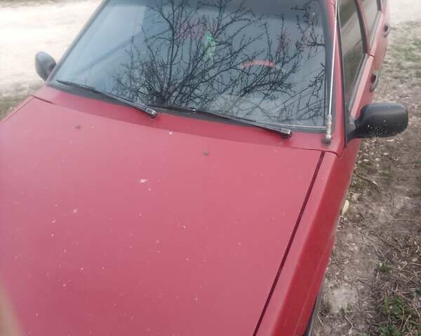 Красный ВАЗ 2109, объемом двигателя 1.5 л и пробегом 162 тыс. км за 1000 $, фото 1 на Automoto.ua