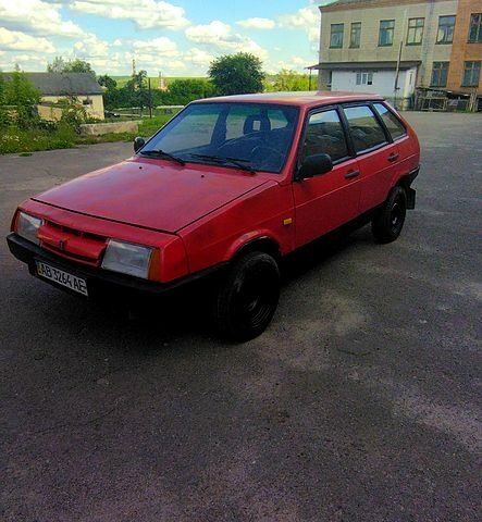 Красный ВАЗ 2109, объемом двигателя 1.1 л и пробегом 0 тыс. км за 420 $, фото 1 на Automoto.ua