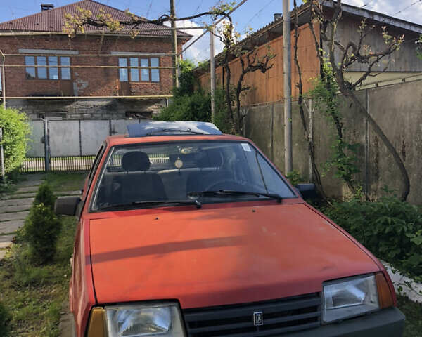 Красный ВАЗ 2109, объемом двигателя 1.5 л и пробегом 85 тыс. км за 900 $, фото 1 на Automoto.ua