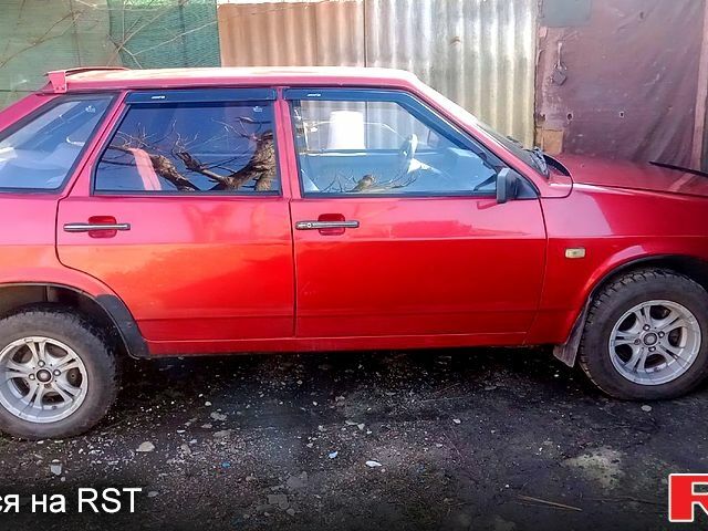Червоний ВАЗ 2109, об'ємом двигуна 1.3 л та пробігом 53 тис. км за 1010 $, фото 1 на Automoto.ua