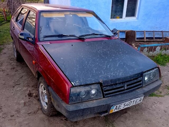 Красный ВАЗ 2109, объемом двигателя 1.5 л и пробегом 0 тыс. км за 570 $, фото 1 на Automoto.ua