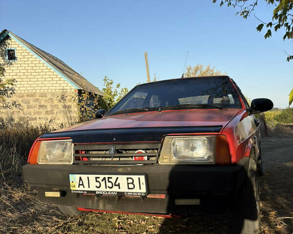 Красный ВАЗ 2109, объемом двигателя 1.5 л и пробегом 353 тыс. км за 1900 $, фото 1 на Automoto.ua