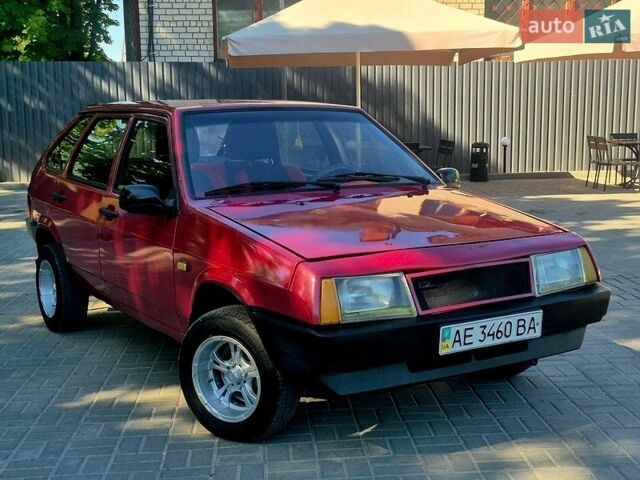 Красный ВАЗ 2109, объемом двигателя 1.3 л и пробегом 150 тыс. км за 1150 $, фото 1 на Automoto.ua