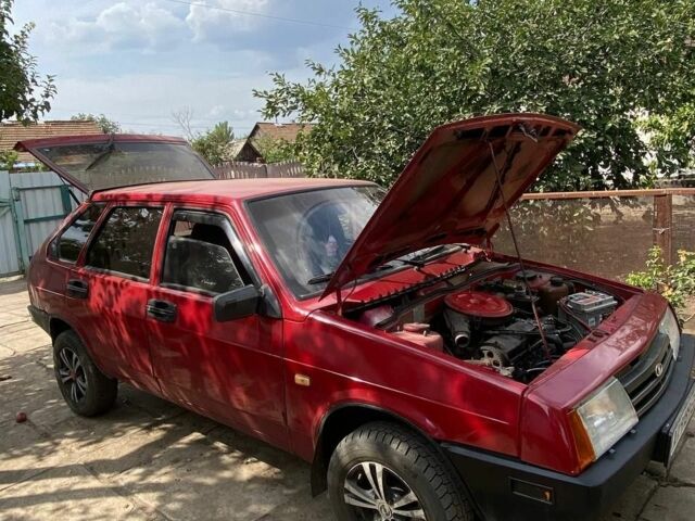 Красный ВАЗ 2109, объемом двигателя 1.3 л и пробегом 120 тыс. км за 1192 $, фото 1 на Automoto.ua