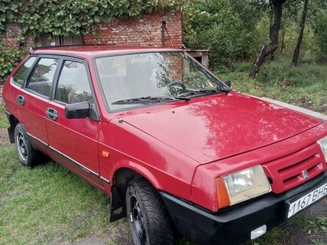 Красный ВАЗ 2109, объемом двигателя 1 л и пробегом 170 тыс. км за 739 $, фото 1 на Automoto.ua