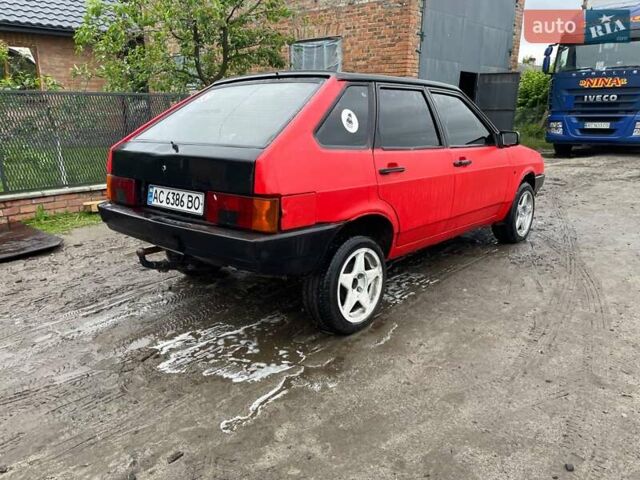 Красный ВАЗ 2109, объемом двигателя 1.5 л и пробегом 250 тыс. км за 750 $, фото 1 на Automoto.ua