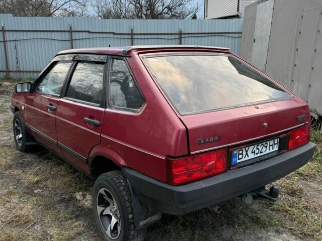 Красный ВАЗ 2109, объемом двигателя 1.3 л и пробегом 250 тыс. км за 800 $, фото 1 на Automoto.ua