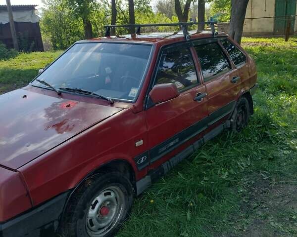 Красный ВАЗ 2109, объемом двигателя 1.29 л и пробегом 100 тыс. км за 650 $, фото 1 на Automoto.ua