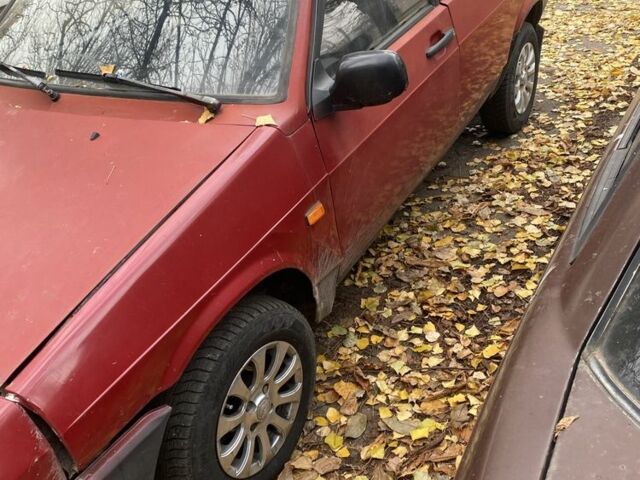 Красный ВАЗ 2109, объемом двигателя 1.3 л и пробегом 300 тыс. км за 310 $, фото 1 на Automoto.ua