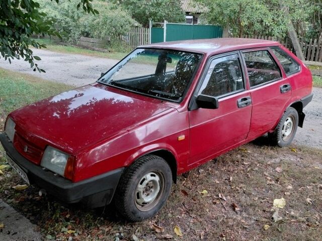 Красный ВАЗ 2109, объемом двигателя 1.3 л и пробегом 100 тыс. км за 750 $, фото 1 на Automoto.ua