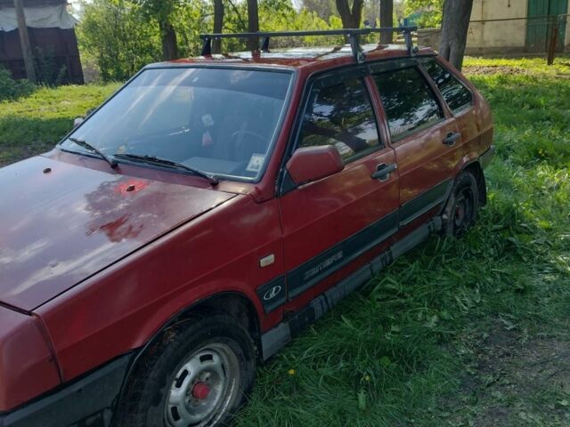 Красный ВАЗ 2109, объемом двигателя 1.29 л и пробегом 100 тыс. км за 650 $, фото 1 на Automoto.ua
