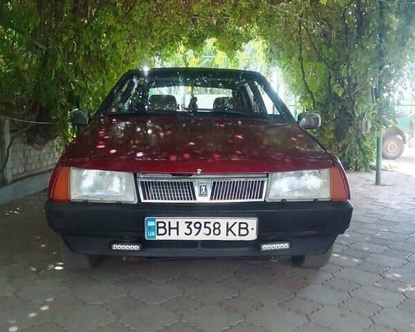 Красный ВАЗ 2109, объемом двигателя 1.29 л и пробегом 322 тыс. км за 1250 $, фото 1 на Automoto.ua