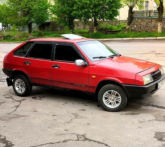 Красный ВАЗ 2109, объемом двигателя 1.3 л и пробегом 0 тыс. км за 950 $, фото 1 на Automoto.ua