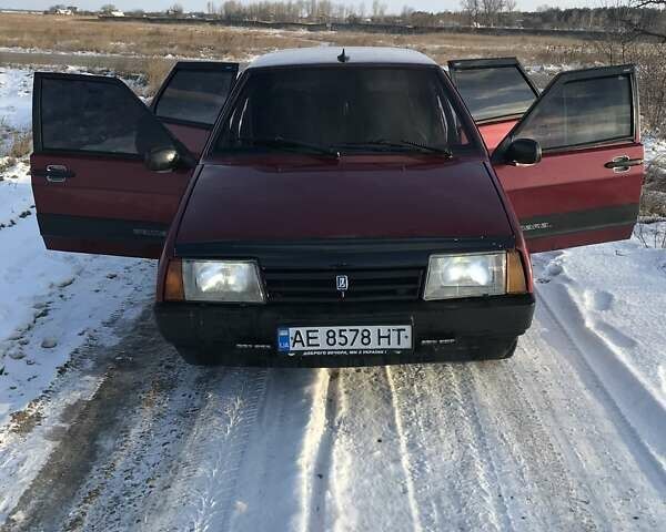 Красный ВАЗ 2109, объемом двигателя 1.3 л и пробегом 234 тыс. км за 1688 $, фото 1 на Automoto.ua