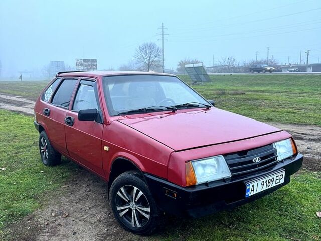 Червоний ВАЗ 2109, об'ємом двигуна 1.3 л та пробігом 250 тис. км за 1350 $, фото 1 на Automoto.ua