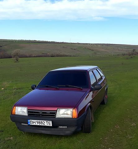 Червоний ВАЗ 2109, об'ємом двигуна 1.5 л та пробігом 111 тис. км за 2000 $, фото 1 на Automoto.ua