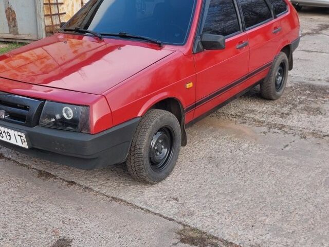 Червоний ВАЗ 2109, об'ємом двигуна 1.3 л та пробігом 250 тис. км за 1500 $, фото 1 на Automoto.ua