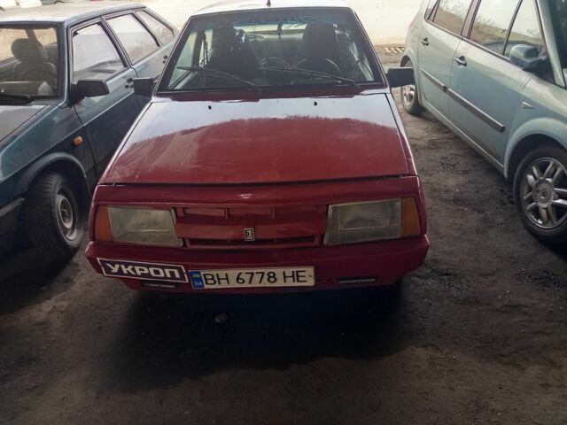 Красный ВАЗ 2109, объемом двигателя 1.3 л и пробегом 200 тыс. км за 750 $, фото 1 на Automoto.ua