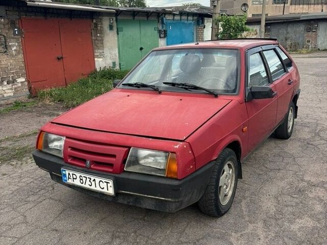 Красный ВАЗ 2109, объемом двигателя 1.1 л и пробегом 200 тыс. км за 940 $, фото 1 на Automoto.ua