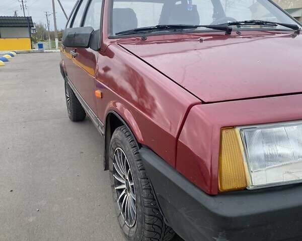 ВАЗ 2109 1992 в Кропивницком (Кировограде) на Automoto.ua Красный ВАЗ 2109, объемом двигателя 1.5 л и пробегом 200 тыс. км за 1500 $, фото 1 на Automoto.ua