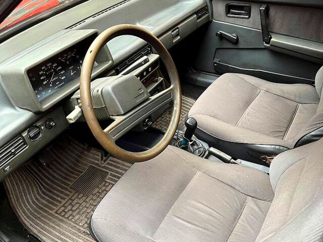 Красный ВАЗ 2109, объемом двигателя 1.5 л и пробегом 80 тыс. км за 900 $, фото 1 на Automoto.ua