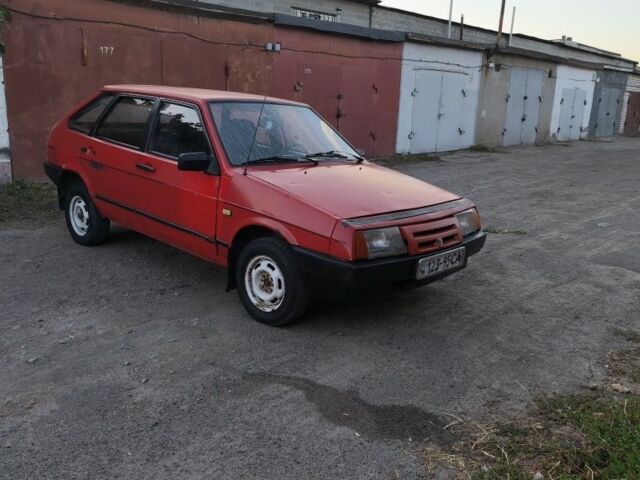 Красный ВАЗ 2109, объемом двигателя 1.3 л и пробегом 73 тыс. км за 333 $, фото 1 на Automoto.ua