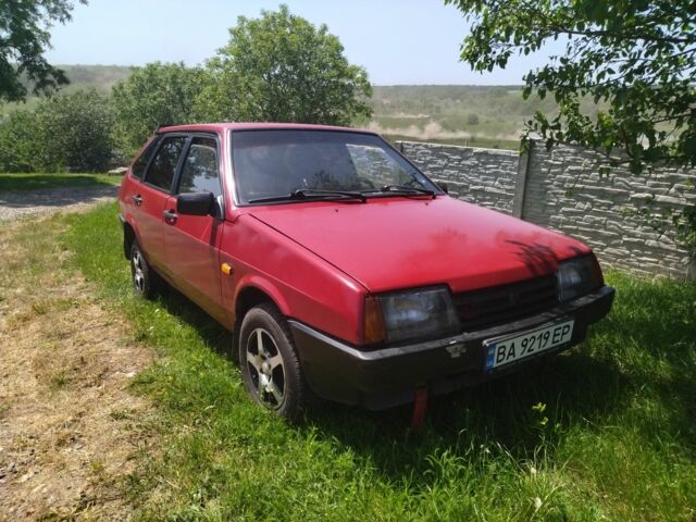 Красный ВАЗ 2109, объемом двигателя 1.3 л и пробегом 2 тыс. км за 1151 $, фото 1 на Automoto.ua