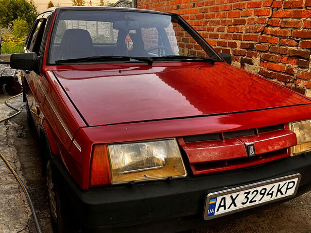 Красный ВАЗ 2109, объемом двигателя 1.3 л и пробегом 175 тыс. км за 1500 $, фото 1 на Automoto.ua