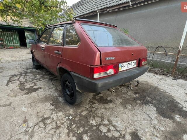 Красный ВАЗ 2109, объемом двигателя 1.5 л и пробегом 200 тыс. км за 333 $, фото 1 на Automoto.ua