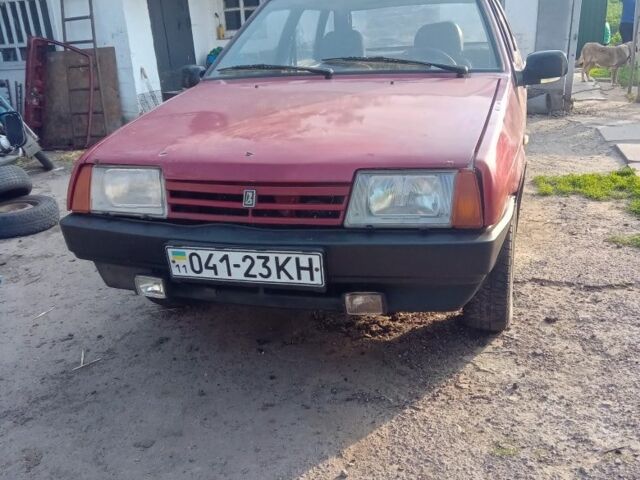 Красный ВАЗ 2109, объемом двигателя 1.5 л и пробегом 130 тыс. км за 700 $, фото 1 на Automoto.ua