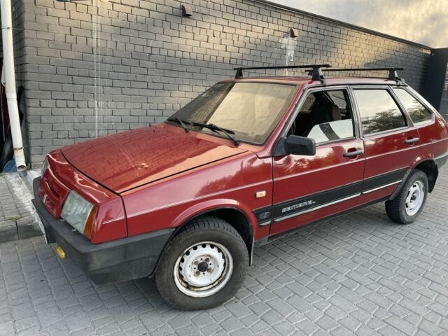 Красный ВАЗ 2109, объемом двигателя 1.3 л и пробегом 70 тыс. км за 712 $, фото 1 на Automoto.ua