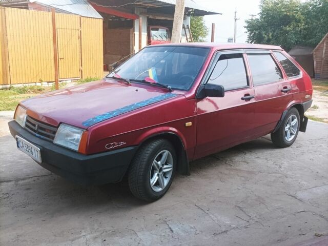 Красный ВАЗ 2109, объемом двигателя 1.5 л и пробегом 300 тыс. км за 850 $, фото 1 на Automoto.ua
