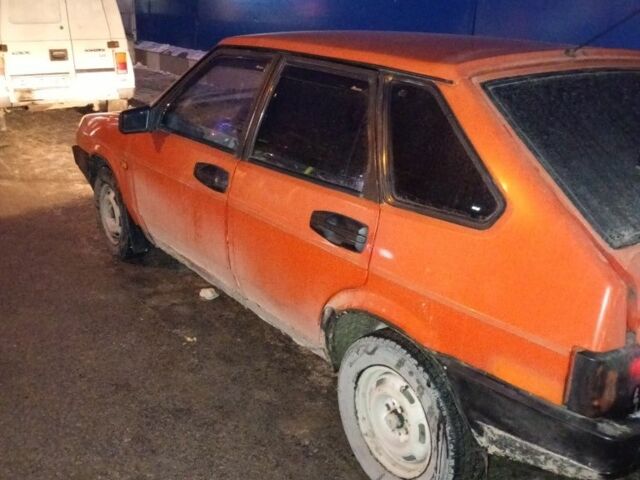 Червоний ВАЗ 2109, об'ємом двигуна 1.3 л та пробігом 264 тис. км за 565 $, фото 1 на Automoto.ua