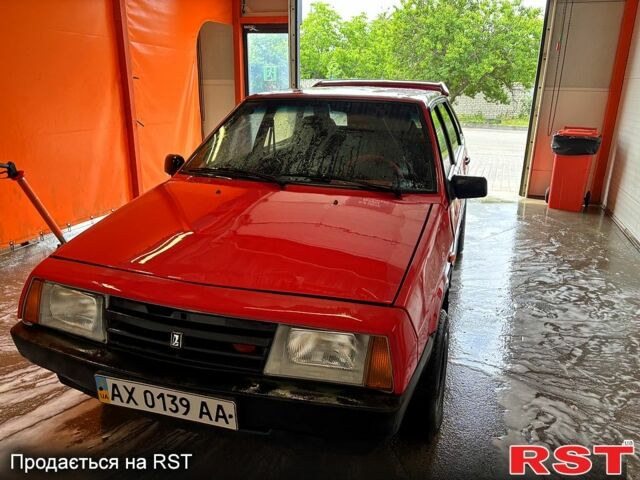 Красный ВАЗ 2109, объемом двигателя 1.3 л и пробегом 150 тыс. км за 950 $, фото 1 на Automoto.ua