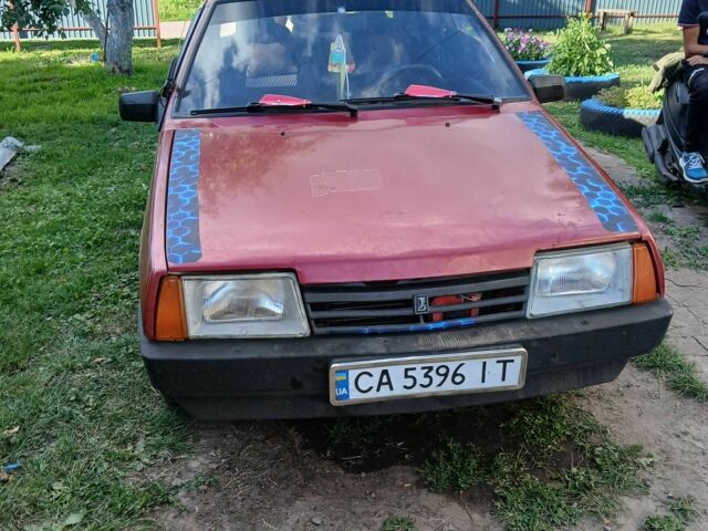 Красный ВАЗ 2109, объемом двигателя 1.5 л и пробегом 306 тыс. км за 750 $, фото 1 на Automoto.ua