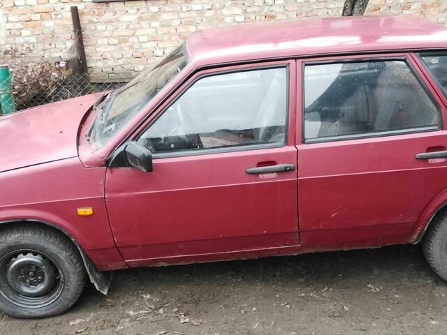 Красный ВАЗ 2109, объемом двигателя 1.3 л и пробегом 1 тыс. км за 550 $, фото 1 на Automoto.ua