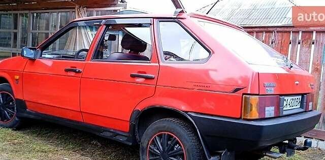 Красный ВАЗ 2109, объемом двигателя 1.5 л и пробегом 260 тыс. км за 1800 $, фото 1 на Automoto.ua