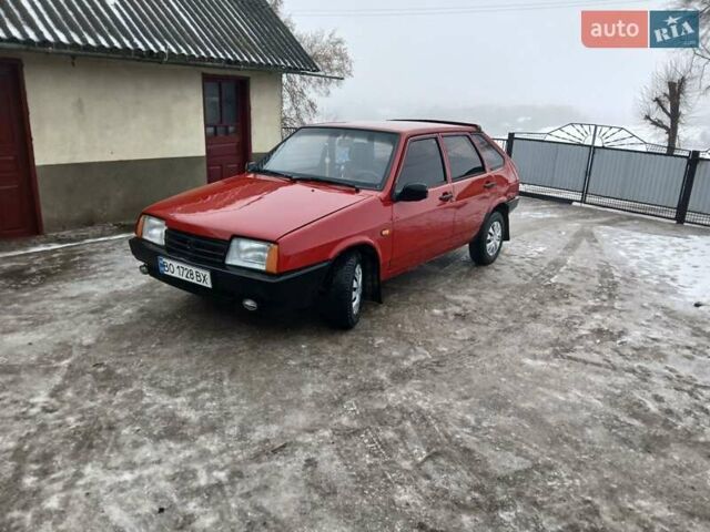 Красный ВАЗ 2109, объемом двигателя 1.5 л и пробегом 68 тыс. км за 1200 $, фото 1 на Automoto.ua