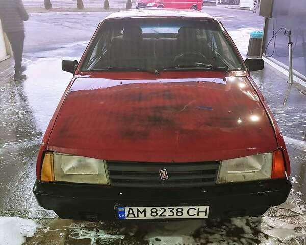 Красный ВАЗ 2109, объемом двигателя 1.3 л и пробегом 200 тыс. км за 699 $, фото 1 на Automoto.ua