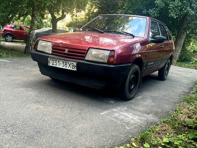Червоний ВАЗ 2109, об'ємом двигуна 1.5 л та пробігом 200 тис. км за 890 $, фото 1 на Automoto.ua