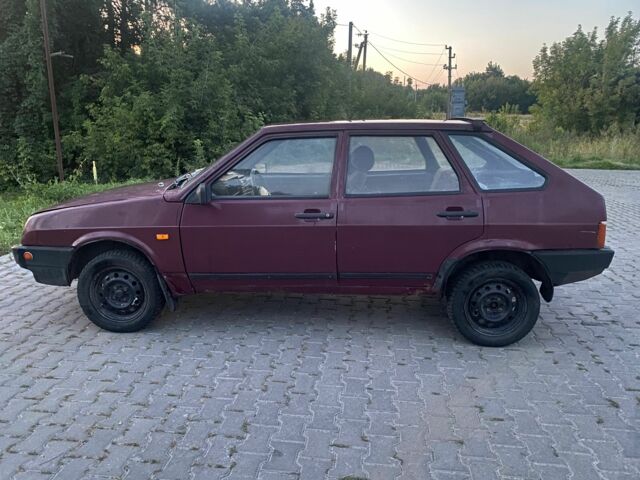 Красный ВАЗ 2109, объемом двигателя 1.5 л и пробегом 1 тыс. км за 700 $, фото 1 на Automoto.ua