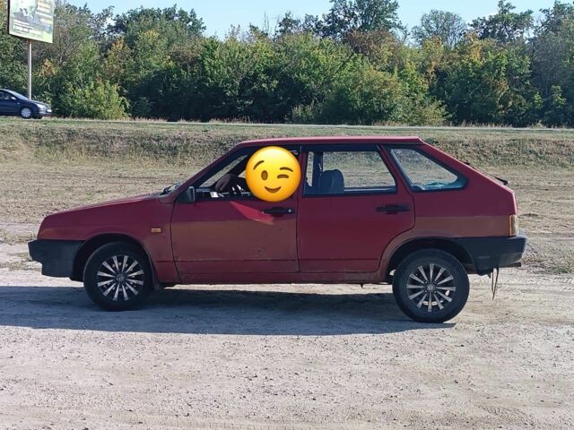 Красный ВАЗ 2109, объемом двигателя 0 л и пробегом 1000 тыс. км за 709 $, фото 1 на Automoto.ua